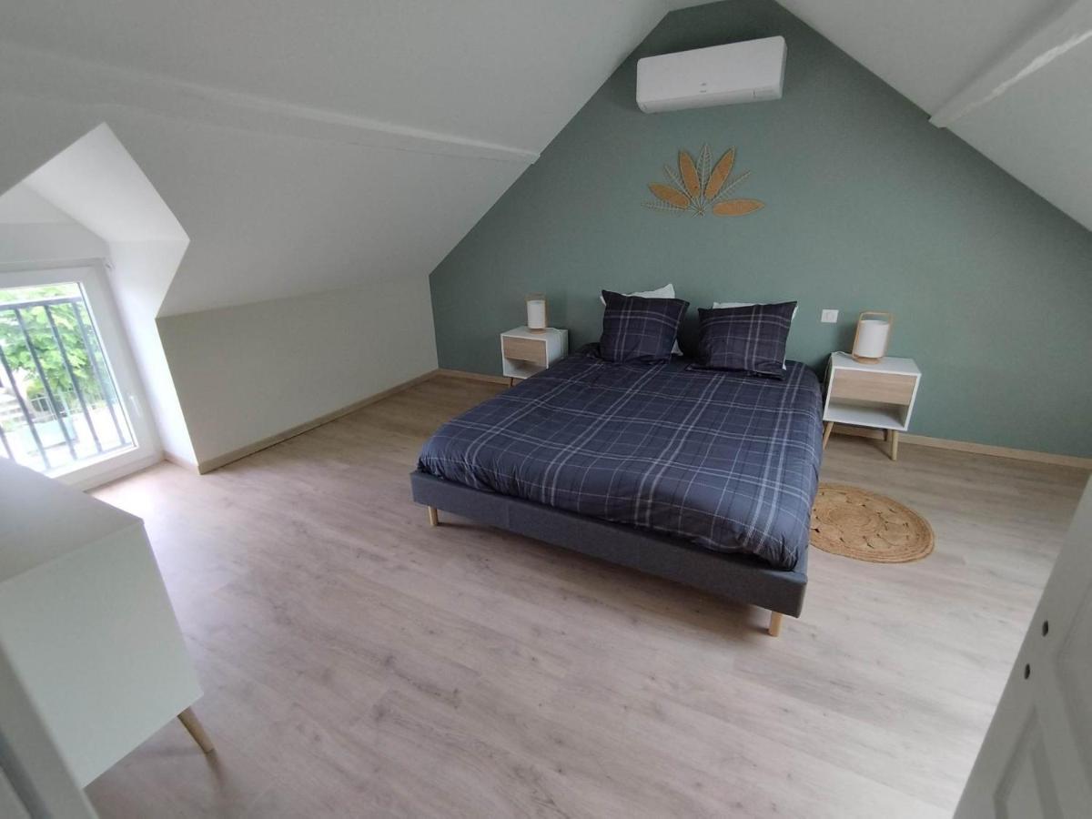 Maison De Campagne Avec Terrain Vallon-en-Sully Exteriör bild